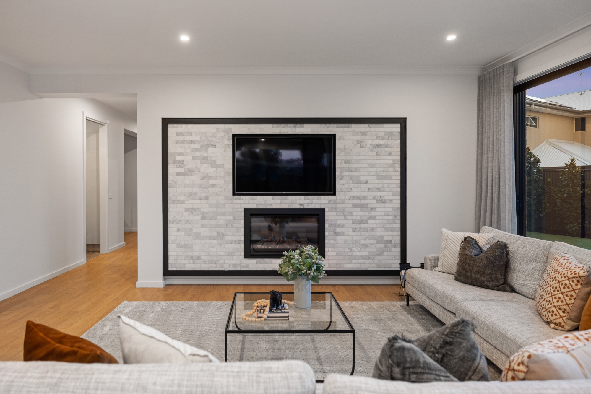 Based in Brisbane and surrounds. We offer premium styling services.